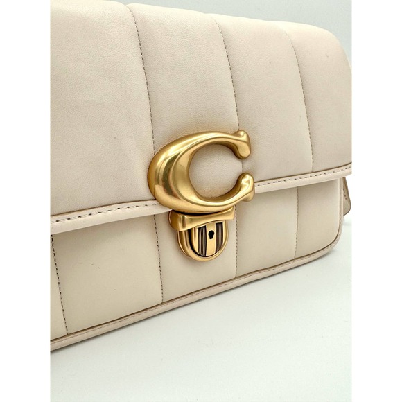 🔥Sold 🔥 Brand New! Coach Studio Shoulder Bag With Quilting in Chalk - Picture 2 of 8